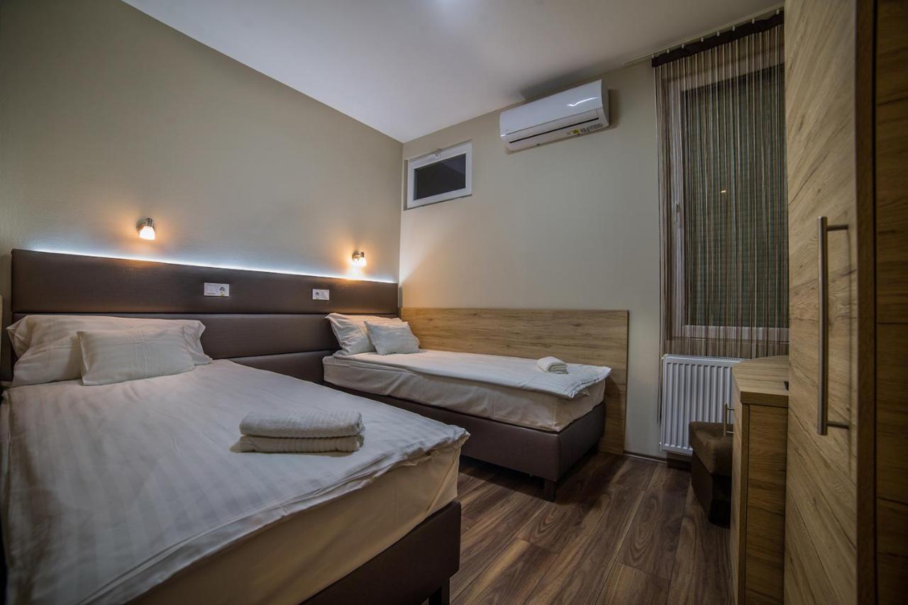 Sztar Motel Etterem Balassagyarmat 外观 照片